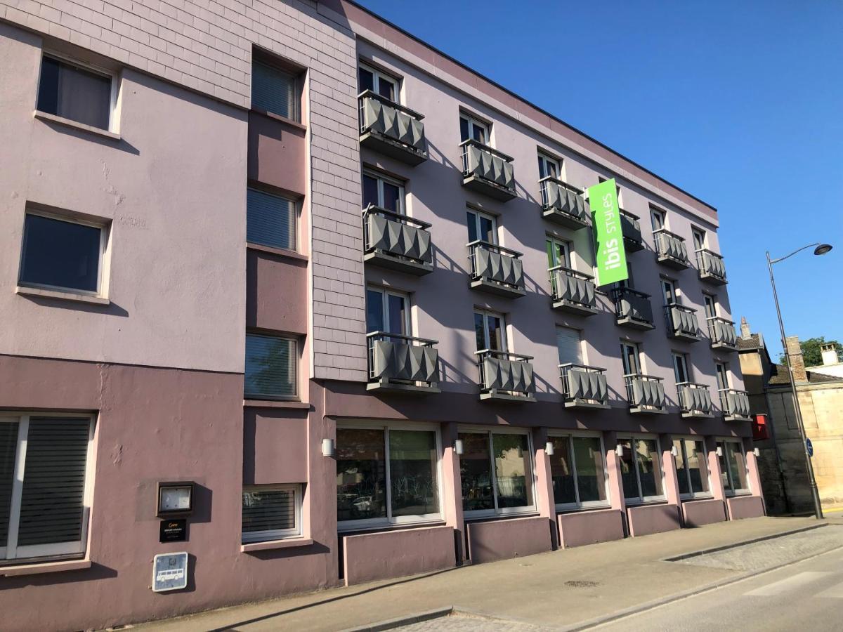 ホテル Ibis Styles Saint Dizier エクステリア 写真