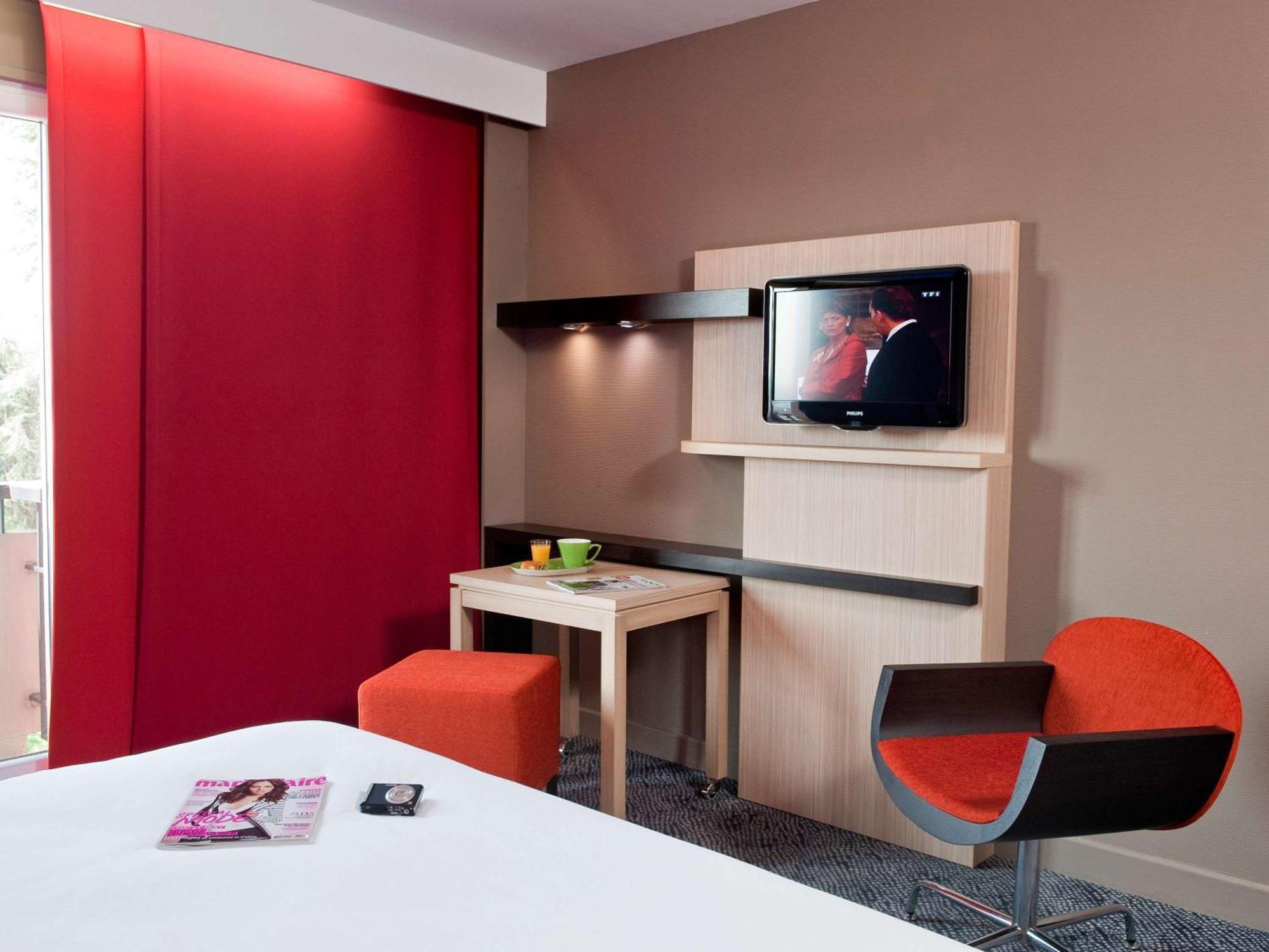ホテル Ibis Styles Saint Dizier エクステリア 写真