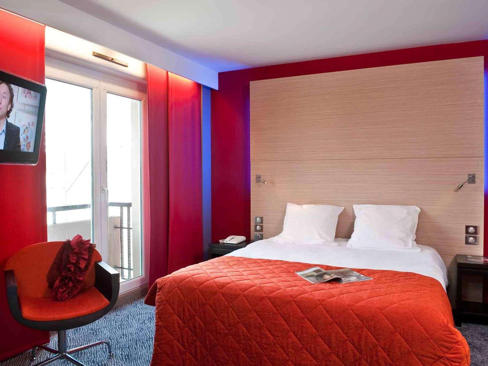 ホテル Ibis Styles Saint Dizier エクステリア 写真